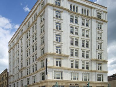 the-mayer-gallery-ExtDay